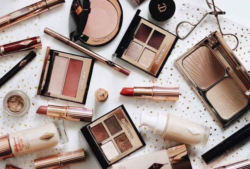 cosmetic lab
